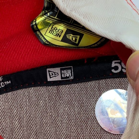 New Era 59Fifty St. Louis Cardinals Fitted Hat Solid Red MLB Cap Sz 7 1/8 3214 - Picture 9 of 11